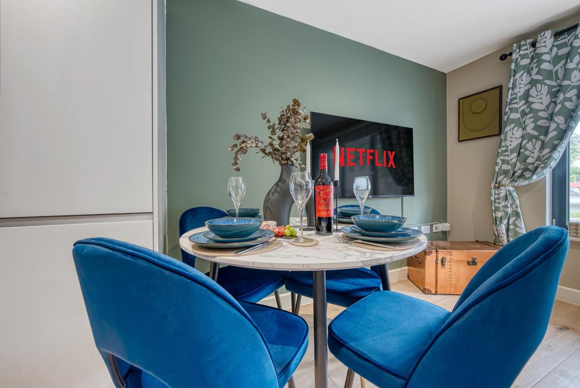 1 Bedroom Ocean Village Luxurious, Stylish & Cosy Apartment, Central Location In Southampton, Sleeps 4 - Summer Special Offer! - By Blue Puffin Stays Esterno foto
