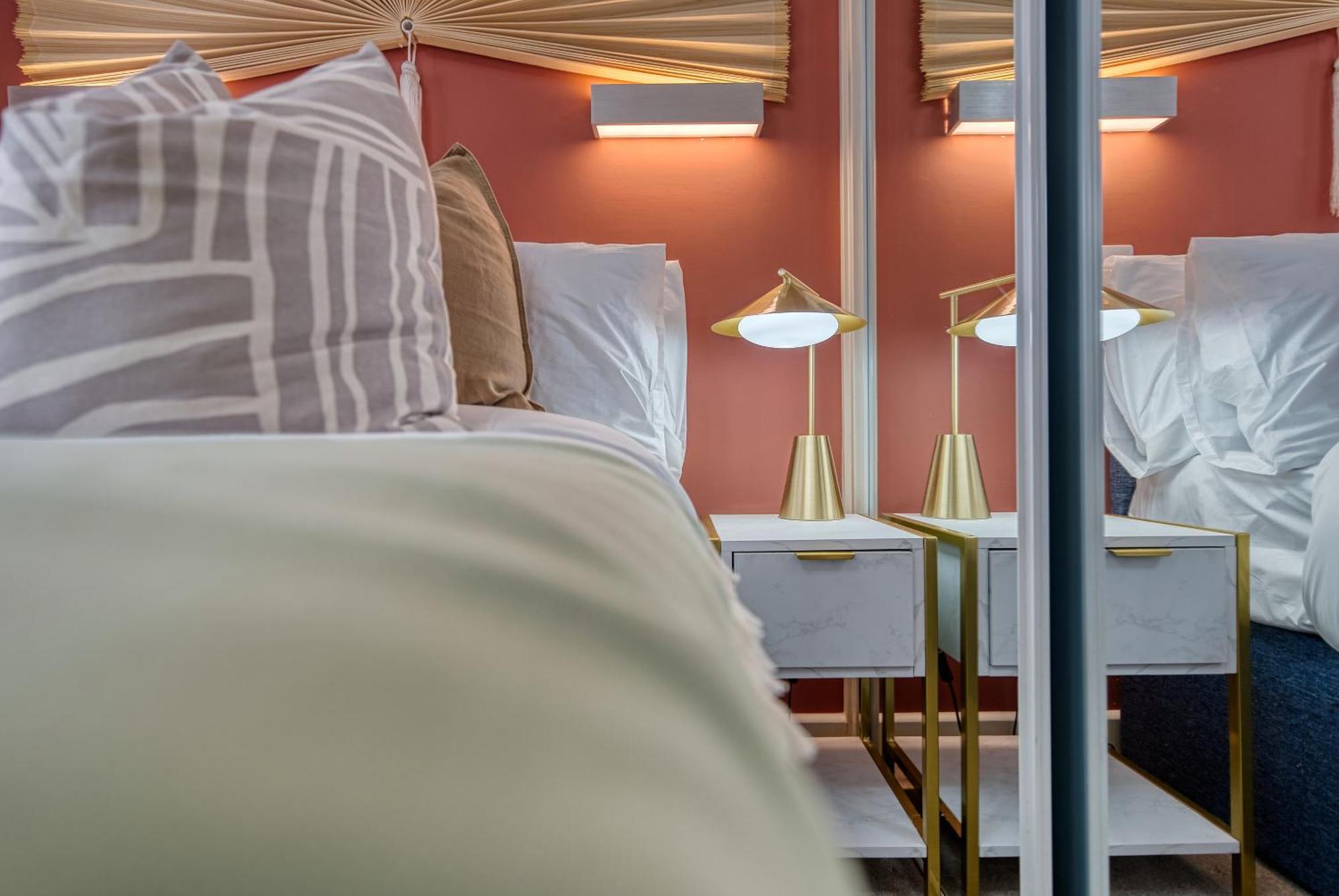 1 Bedroom Ocean Village Luxurious, Stylish & Cosy Apartment, Central Location In Southampton, Sleeps 4 - Summer Special Offer! - By Blue Puffin Stays Esterno foto